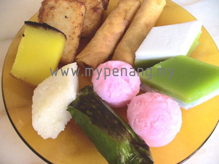 Nyonya kuih / nyonya koay - Malaysian cakes